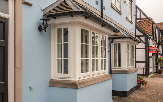 traditonal double glazed bay window